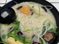 卤蛋-肥汁米蘭香港米线(长宁来福士店)