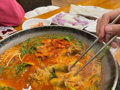 -喇喇排骨火锅·传统韩式脊骨汤(望京西园总店)