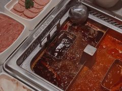 -海底捞火锅鲜切牛肉主题店(长寿路店)