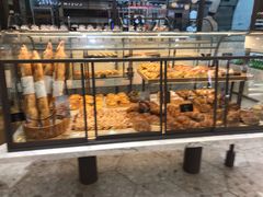 面包甜点陈列柜-面包新语(上地华联店)