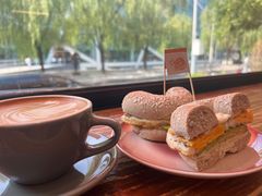 -Catch Bagel(芳草地店)