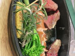 -西语炭烧牛排·西厨(石龙店)