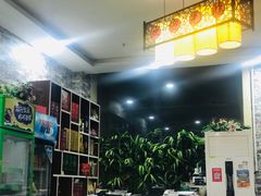 -壹阁胡羊焖饼(特色小吃街店)