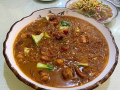 猪肉炖粉条-东北哈尔滨酱骨头馆房掌柜铁锅炖