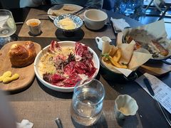 -九月里.自由花园餐厅