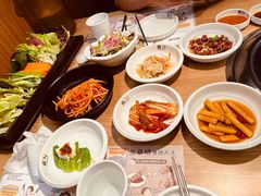 餐前小菜-本家韩国烤肉(青岛万象城店)