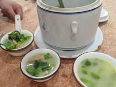 -正宗鸡饭粤香酒家(朱村店)