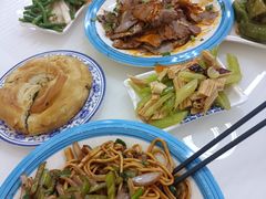 -陆元丰·兰州纯汤牛肉面(自强西路店)