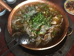 -朝伟清真铜瓢牛肉馆(三十年老·店)