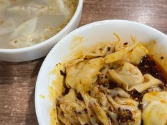 -继红顺河抄手名小吃