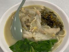 招牌黄鱼面-明呈黄鱼面馆(斜土路店)