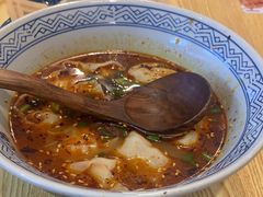 -魔都三兄弟酸辣粉·蘸卤炸串(虹桥万科店)