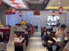 -八合里牛肉火锅(上海世茂广场店)