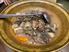 -窄巷子陕菜馆·地道陕西菜(粉巷店)