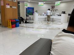 -雅悦齿科(顾村公园店)
