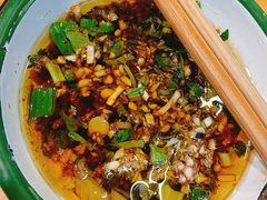 -拈签一笑黄牛肉辣卤串串