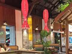 -野山舂·贵州现舂酸汤牛肉(东山店)