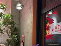 -必胜客(上海华谊新所店)