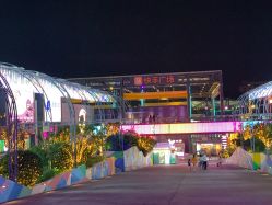 -嗨翻Hi-Fun竞技主题乐园·蹦床团建生日聚会(五棵松华熙店)