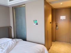 -铂逸梦秦酒店(横店梦幻谷店)