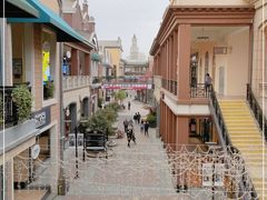 -王府井奥莱临潼小镇(临潼店)