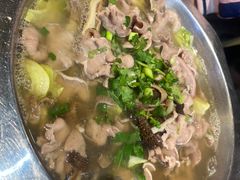 -谢老五跷脚牛肉·非遗传承店