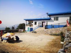 -鬼笑石后山停车场