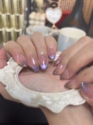 -芊屿芊浔美甲