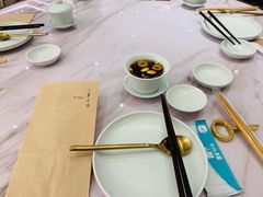 餐具摆设-喜鼎海胆水饺(平安金融中心店)