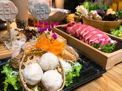 -湊湊火锅·茶憩(杭州湖滨银泰in77店)