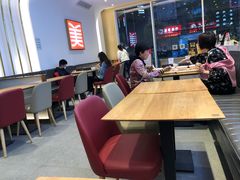 大堂-美颐美·鲍汁排骨饭(龙华百佳华店)