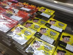 -周黑鸭(深圳龙岗区南岭内创店)