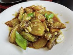 -红东阁东北菜烤肉酒馆(CROSS万象汇店)