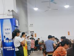-容里煲仔饭(利丰北路店)