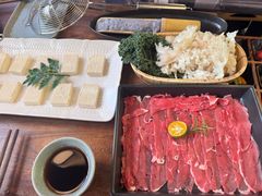 -花菇朵·云山雀 ll 野生菌锅·野果酸汤·精品滇菜(万柳店)