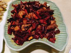 -自贡盐帮菜·玩辣餐厅(樱花园西街店)