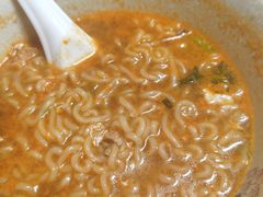 -亨利烧烤(理想山店)
