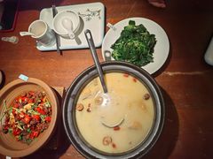 -乔街深夜食堂·小龙虾·高压锅生蚝(杭州总店)