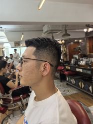 -BarberKiNG男士理发馆Barbershop