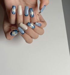 -悦指间美甲美睫