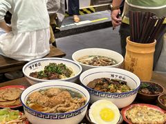 -矮子粉店1985·长沙米粉(湘春路店)