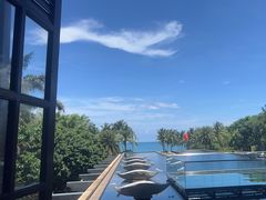 -亚龙湾喜来登·美景台大堂吧