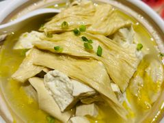 -绿色菜园·农家土菜(贤山店)