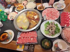 -沸炉重庆老火锅(军事博物馆店)