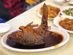 罾蹦鲤鱼-奥华餐厅·老张记(台基厂店)