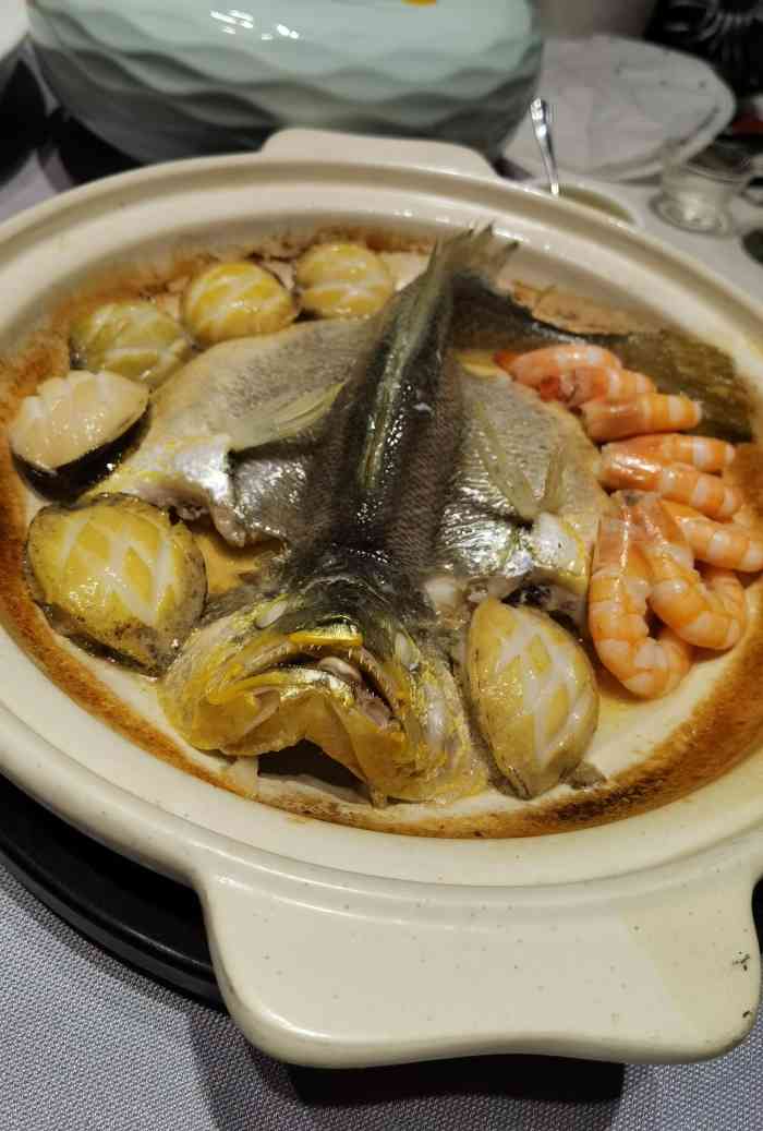 观海酒家(蛇口广场店)-"环境很好,早上9:30开门,服务员很多,.