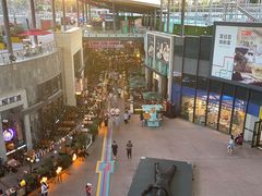 -Famous肥猫墨西哥音乐餐吧(五棵松华熙LIVE店)