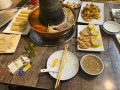 -老蜀铜火锅·酸菜脊骨·麻辣羊蝎子(热闹路店)