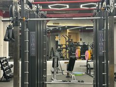 -VLines耀能运动Space&Flow(国贸店)