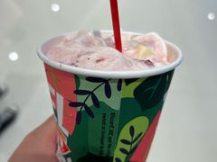 草莓芝士暴风雪-DQ·蛋糕·冰淇淋(万象城店)